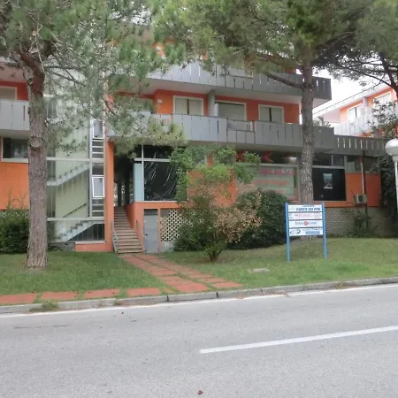 Your Flat Just A Short Walk From Pluto * Bibione